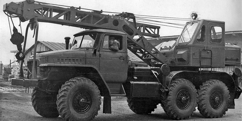 История автокранов